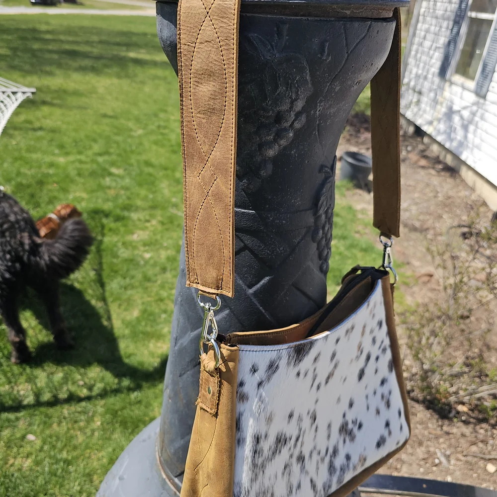 Stylish Brown and White Women's Bag - Picture 2 of 3